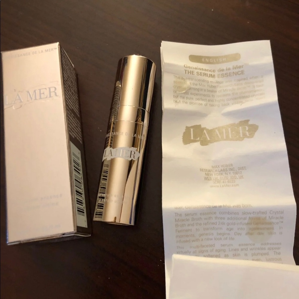 Genaissance de La Mer the serum essence